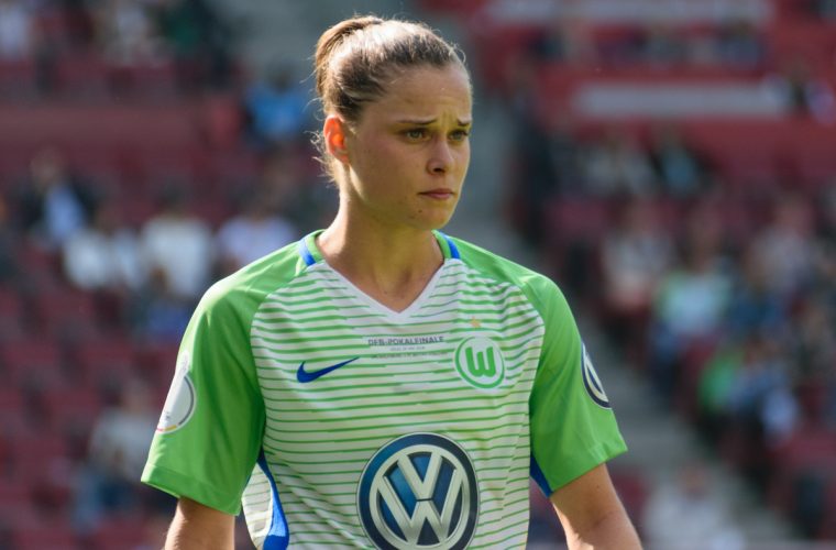 Ewa Pajor playing for Wolfsburg in the 2018 German Women's Cup final