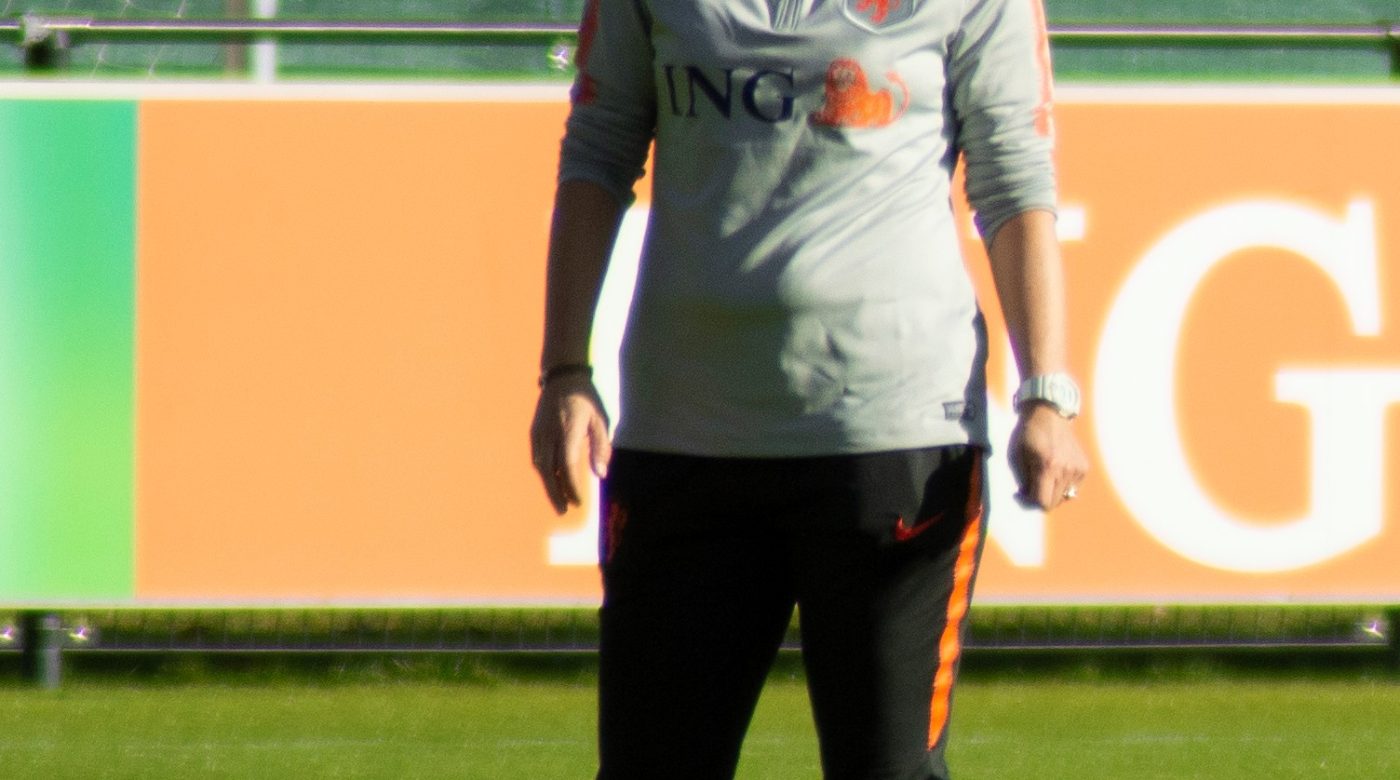 Sarina Wiegman coaching during a Netherlands women's national-team training session in 2018.